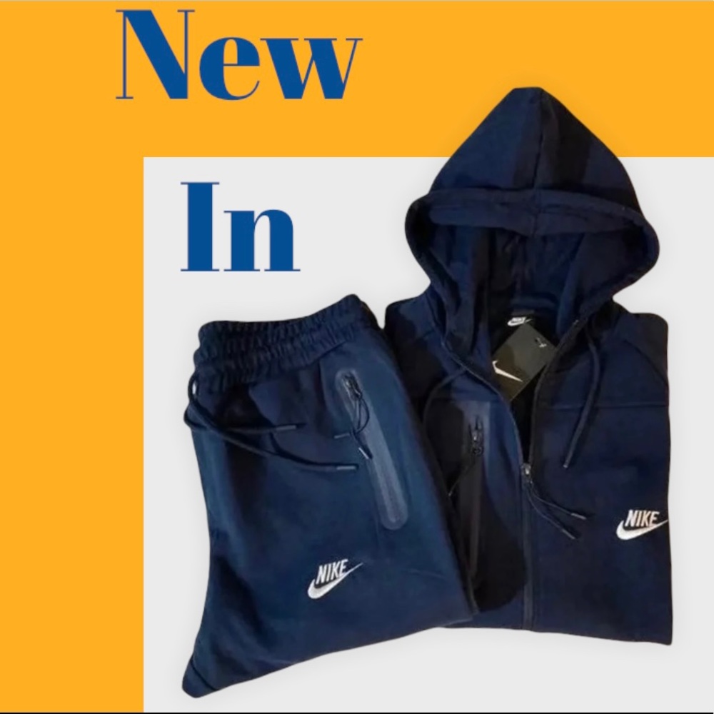Nike Tech sweatsuit